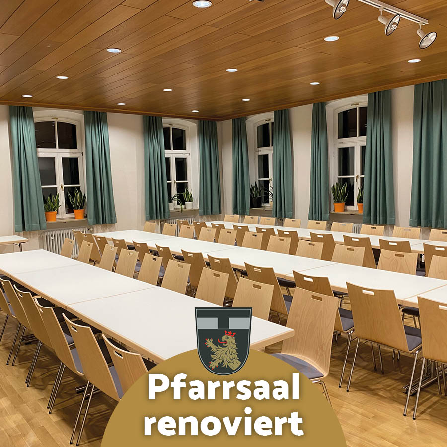 Der frisch sanierte Bürgersaal im Rathaus Oberdolling – Gesamtansicht mit neuer Möblierung und Ausstattung.